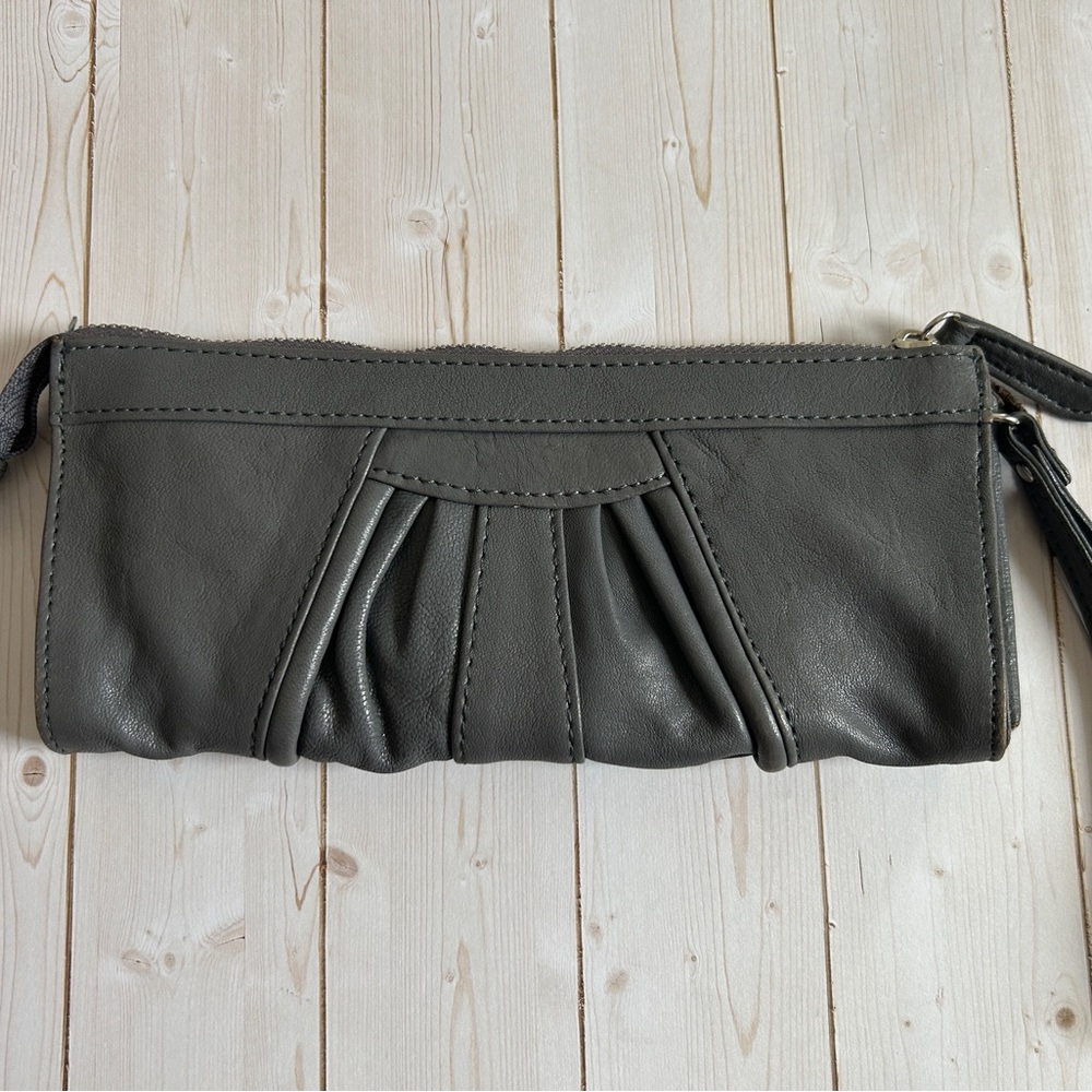 Vintage 80s Inspired Junior Drake Leather Wallet/Wristlet Butter Soft Gray Boho